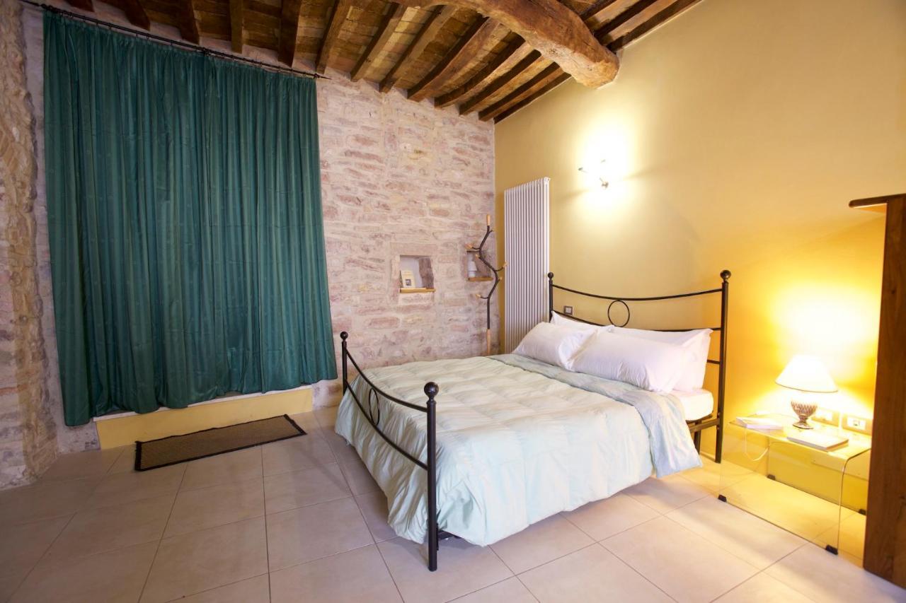 Le Dimore Arcangelo Maria Assisi Bagian luar foto