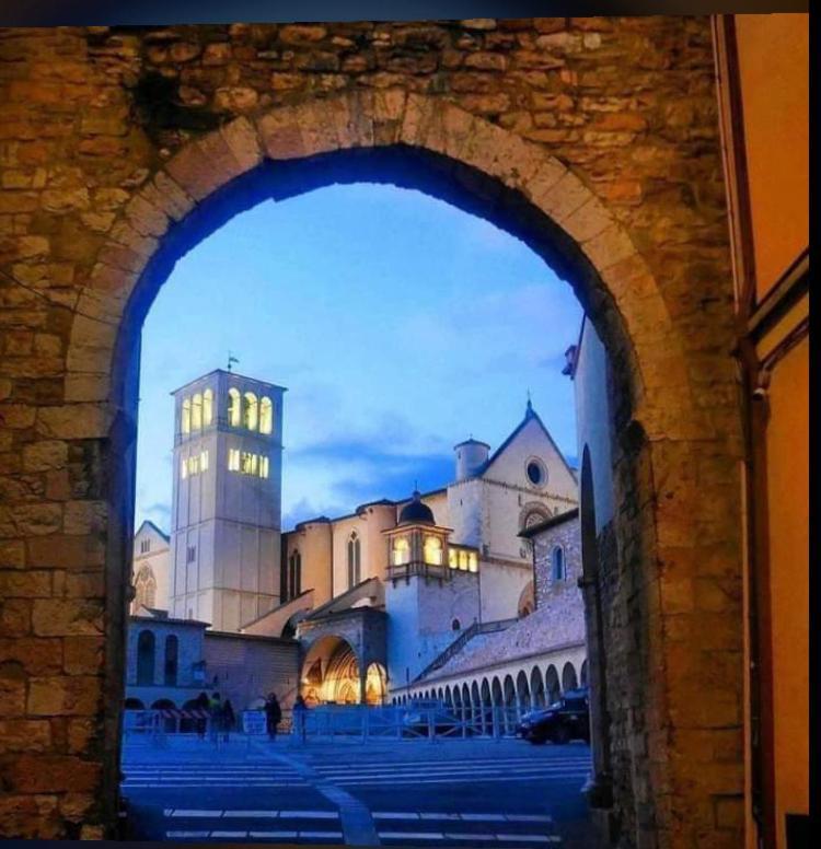 Le Dimore Arcangelo Maria Assisi Bagian luar foto