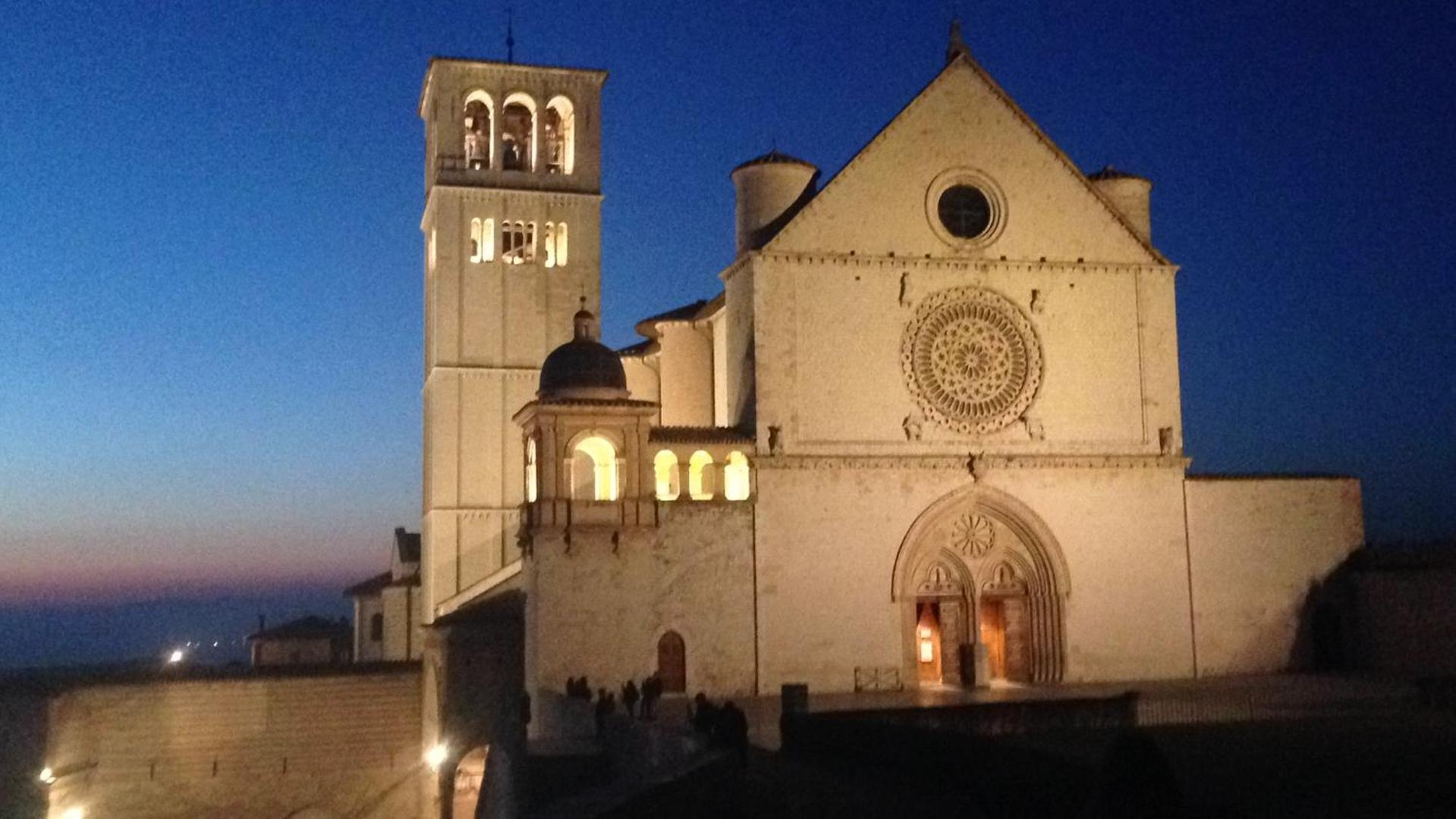 Le Dimore Arcangelo Maria Assisi Bagian luar foto